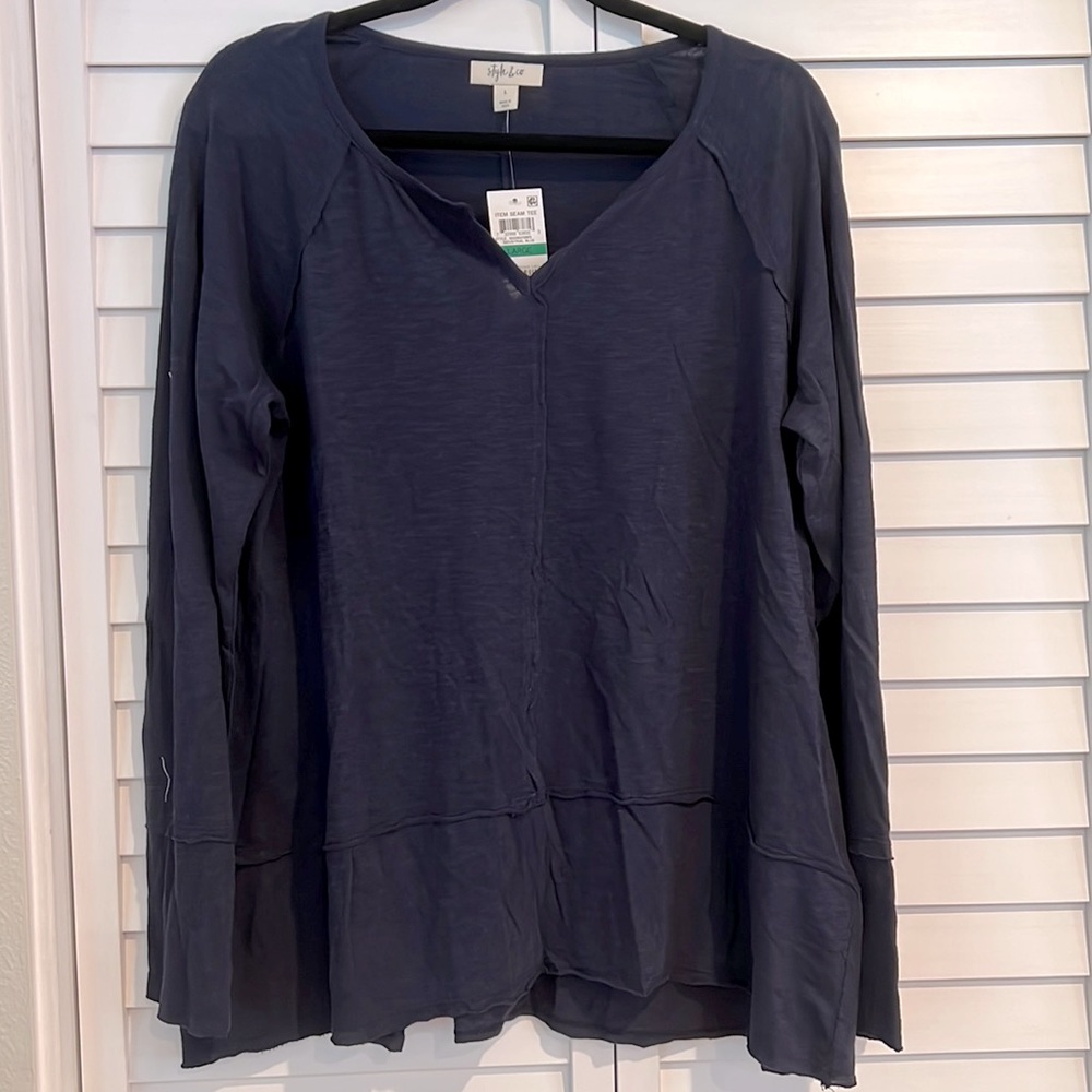 NWT Style & Co. Navy blue knit bell sleeve swing top.
